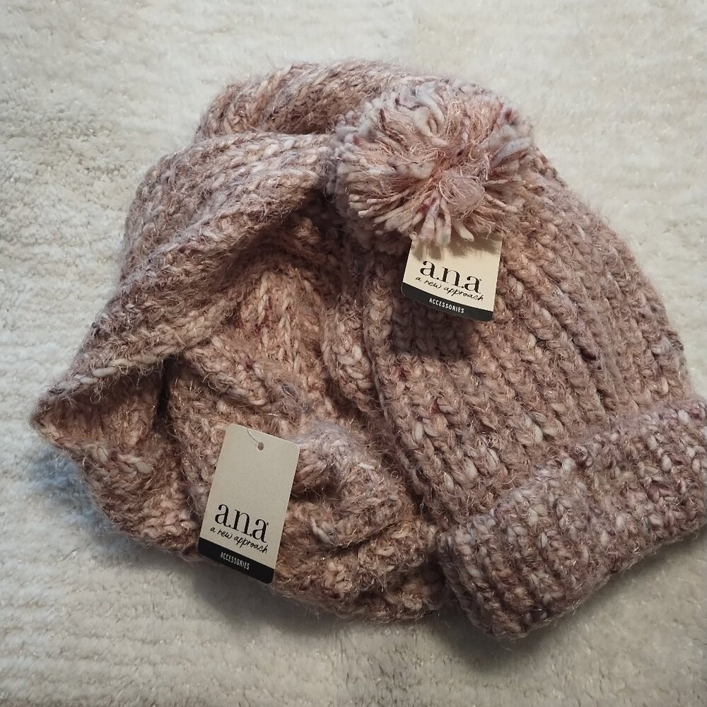 a.n.a Scarf & Hat Set w/Free Gift!